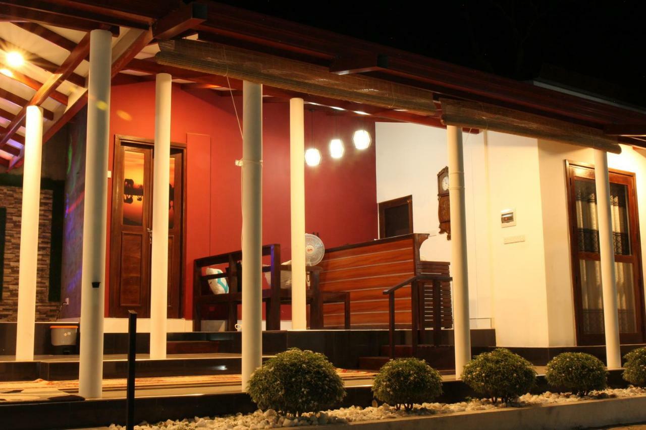 Olivi Palace Udawalawe Exteriér fotografie